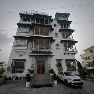 Khamma Ghani A Boutique Hotel